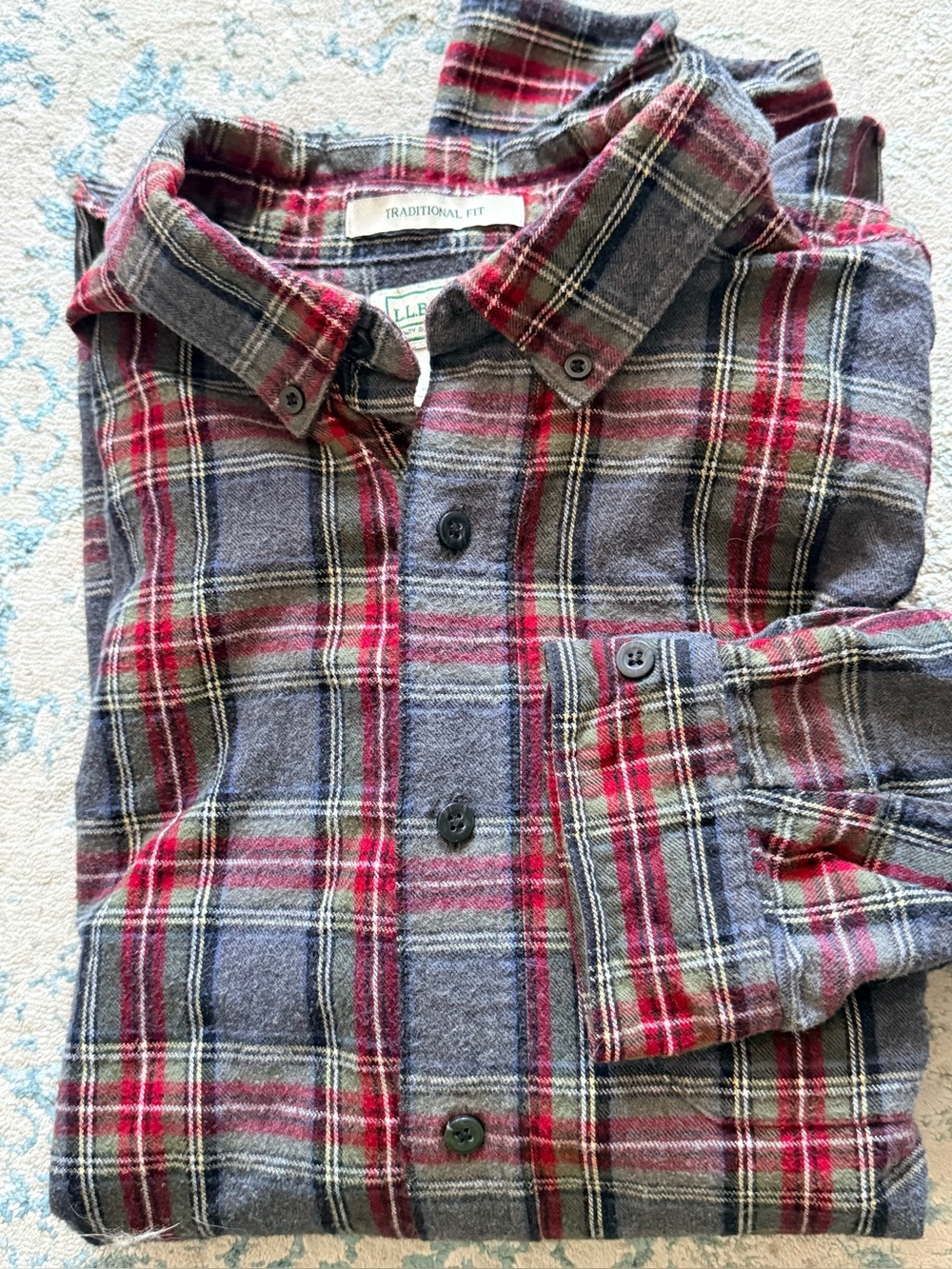 LL Bean Traditional Fit Flannel Shirt Plaid Men's Large Gray Red Green
